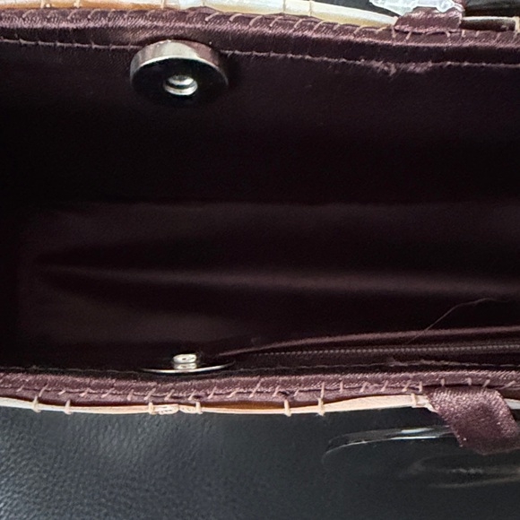 NWT Elegant Mother of Pearl Clutch - Picture 7 of 11